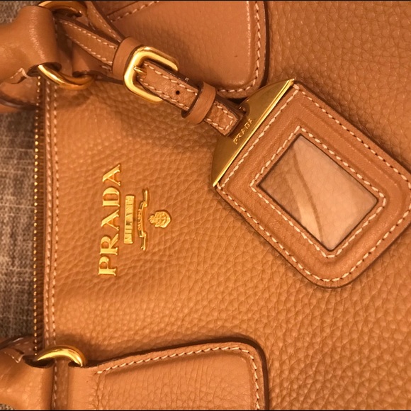 Prada purse - Picture 5 of 13